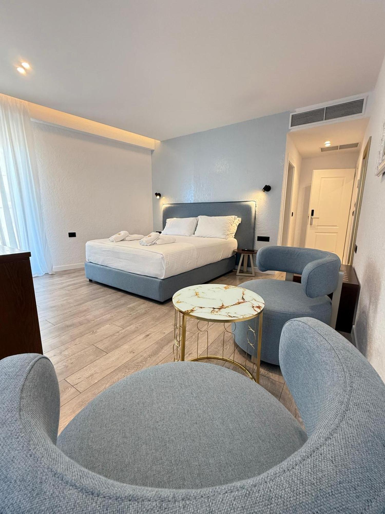 The Queen'S Lion Premium Hotel Sarande Exterior photo